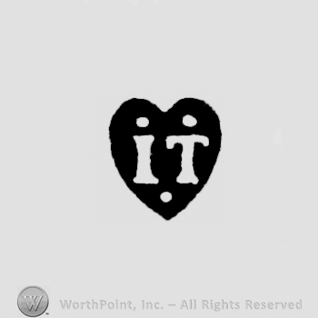 IT in a heart shape