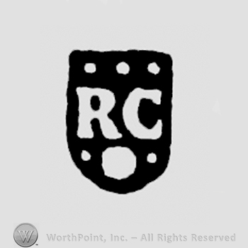 RC, a rosette below