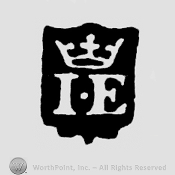 IE, crown above