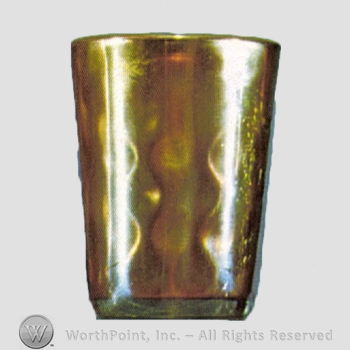 Glass pattern: Inverted Coin Dot, N'S - Variant.