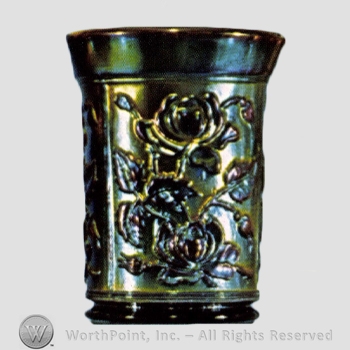 Glass pattern: Lustre Rose; Lustre Rose.