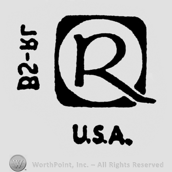 R inside square USA under
