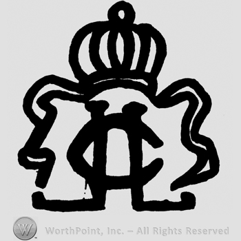Mirrored uppercase L, uppercase C and a crown above