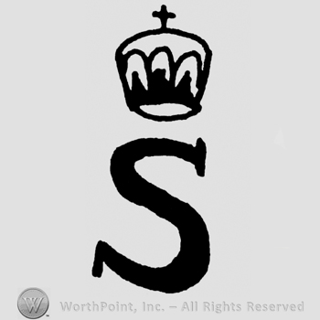 Uppercase S and crown above