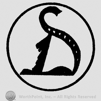 Uppercase D similar to a snake inside a circle