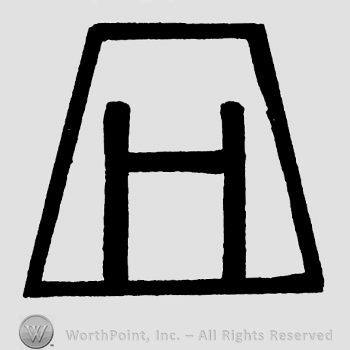 Uppercase H inside a trapeze