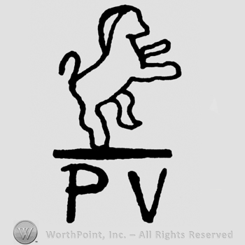 Pranced lion on a stand, uppercae PV