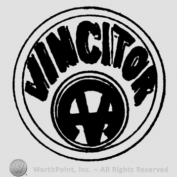 Vincitor written with uppercase letters inside a circle and another small circle inside