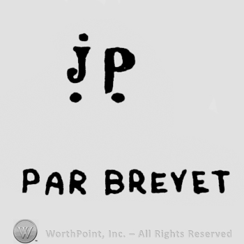 the initials JP above the words Par Brevet in uppercase letters