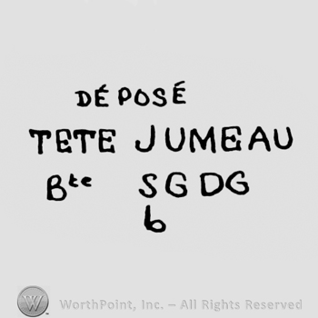 the text Depose Tete Jumeau SGDG in uppercase letters