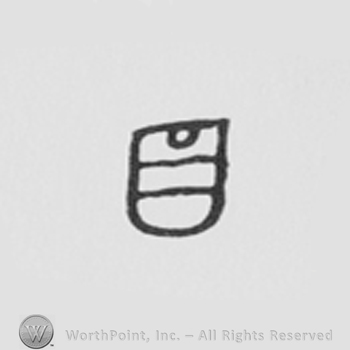 simple desingn of a shield/beehive