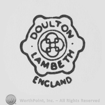 a plate design with DOULTON LAMBETH ENGLAND and four interlocking D letters inside