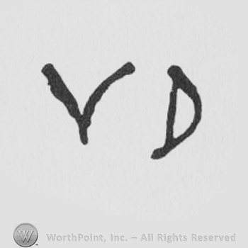 VD written in uppercase