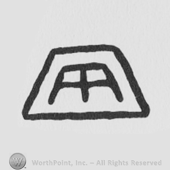 trapeze design with a double A inside