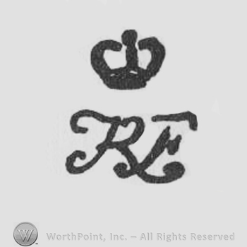 Crown, uppercase RF