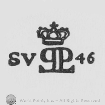 Crown above two letters P (perhaps) with the letters SV before it and the number 46 after.