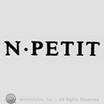 N PETIT eritten.