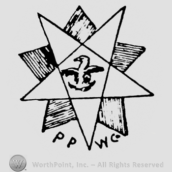Star with 10 corners. Image of a bird in the middle. P P W C written below