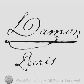 Stylish handwriting "L Damon" underlined up, "Paris" under