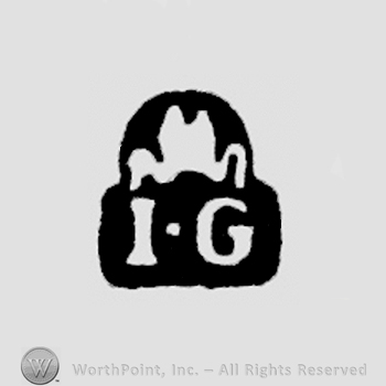IG, crown above