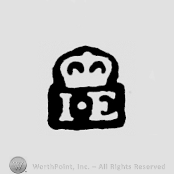 IE, pellet between, crown above