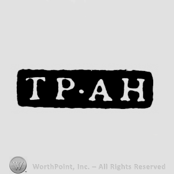 TP AH, pellet between