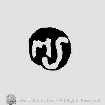 MS written inside of a circle shape frame